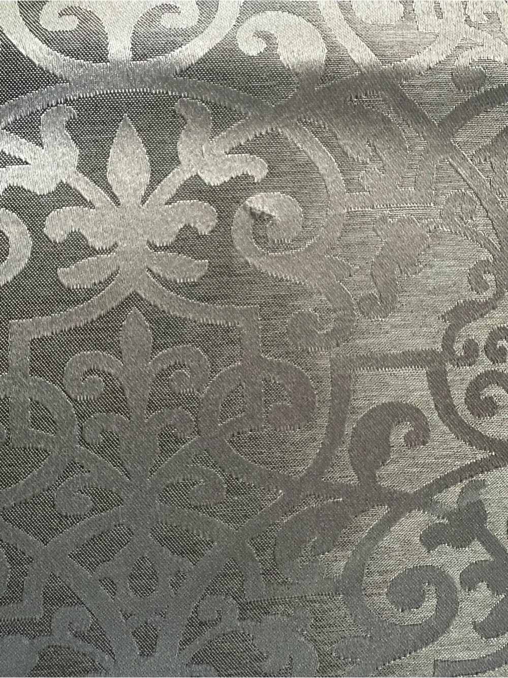 Royal Velvet Tablecloth Rectangular Damask Taupe Platinum 60” x 84”